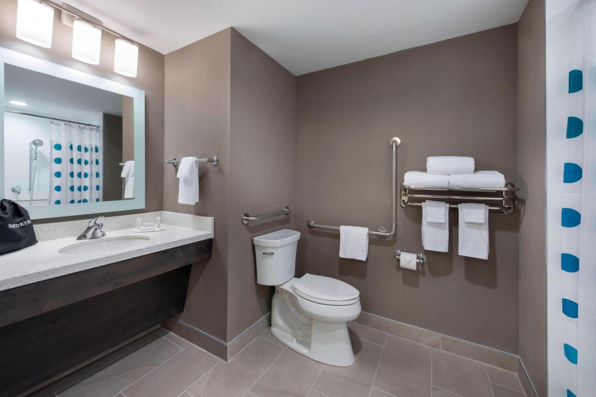 Towneplace Suites By Marriott Ottawa Kanata Luaran gambar