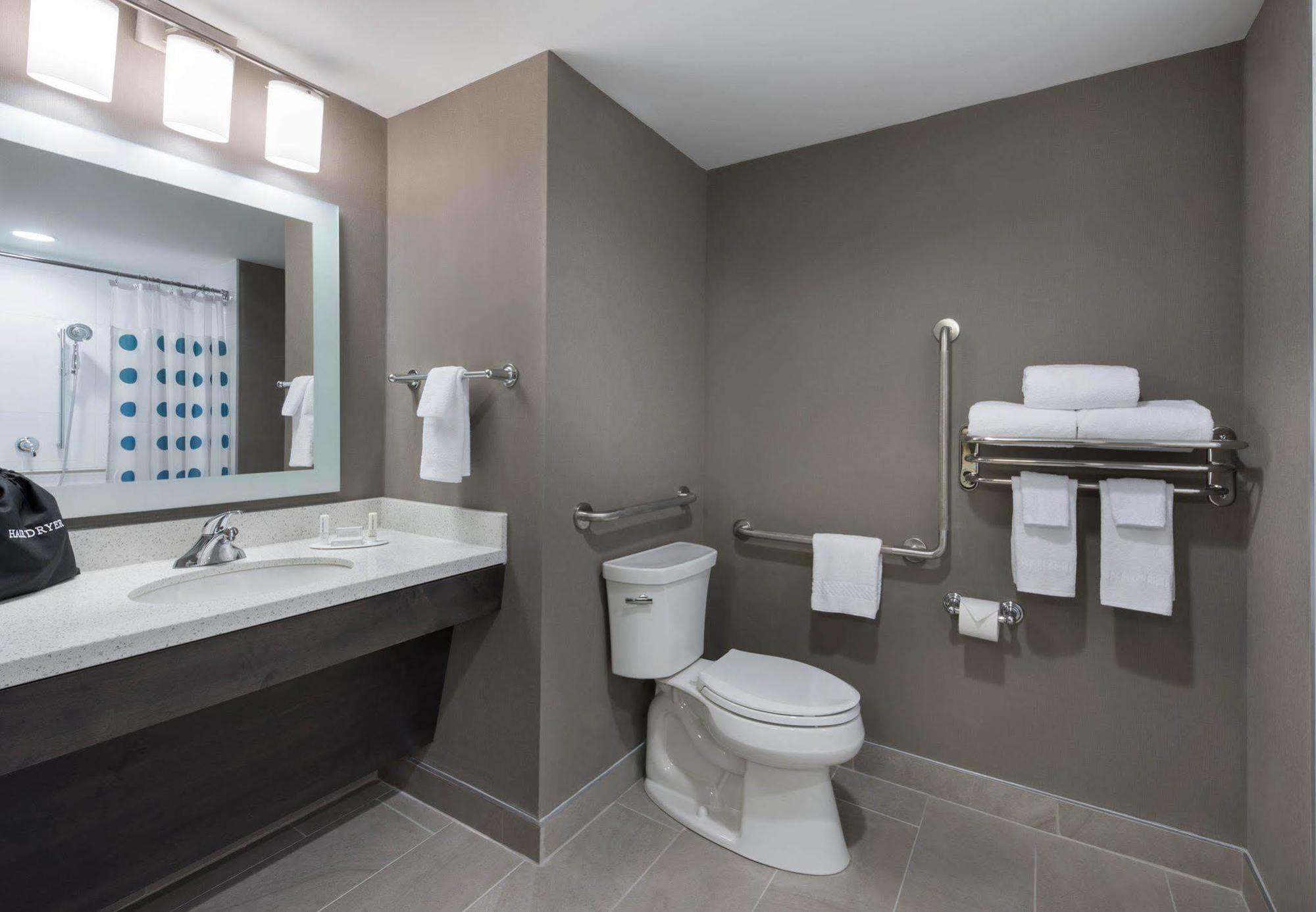 Towneplace Suites By Marriott Ottawa Kanata Luaran gambar